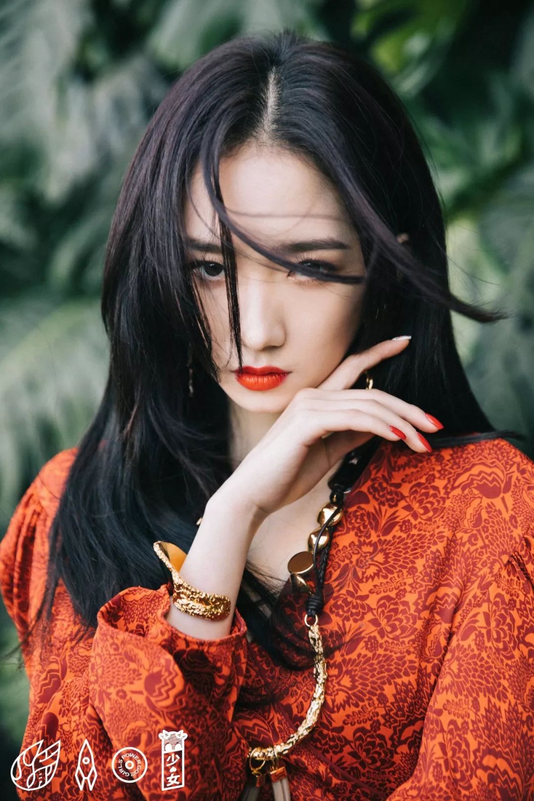 羡慕霉霉的30岁，涂上红唇就能美成全场最佳