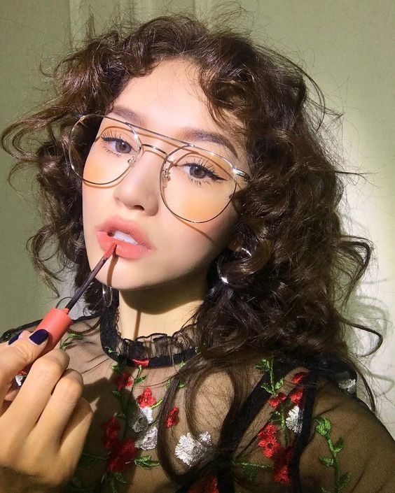 宣美、irene什么情况？换了腮红的她们怎么变样了