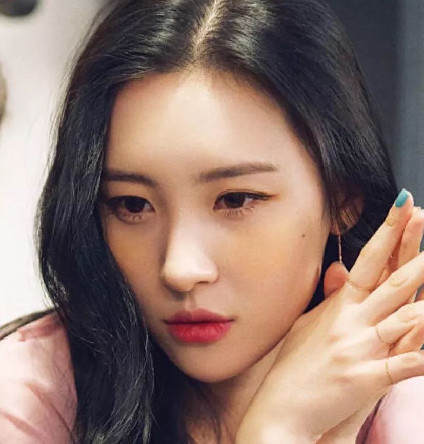 宣美、irene什么情况？换了腮红的她们怎么变样了