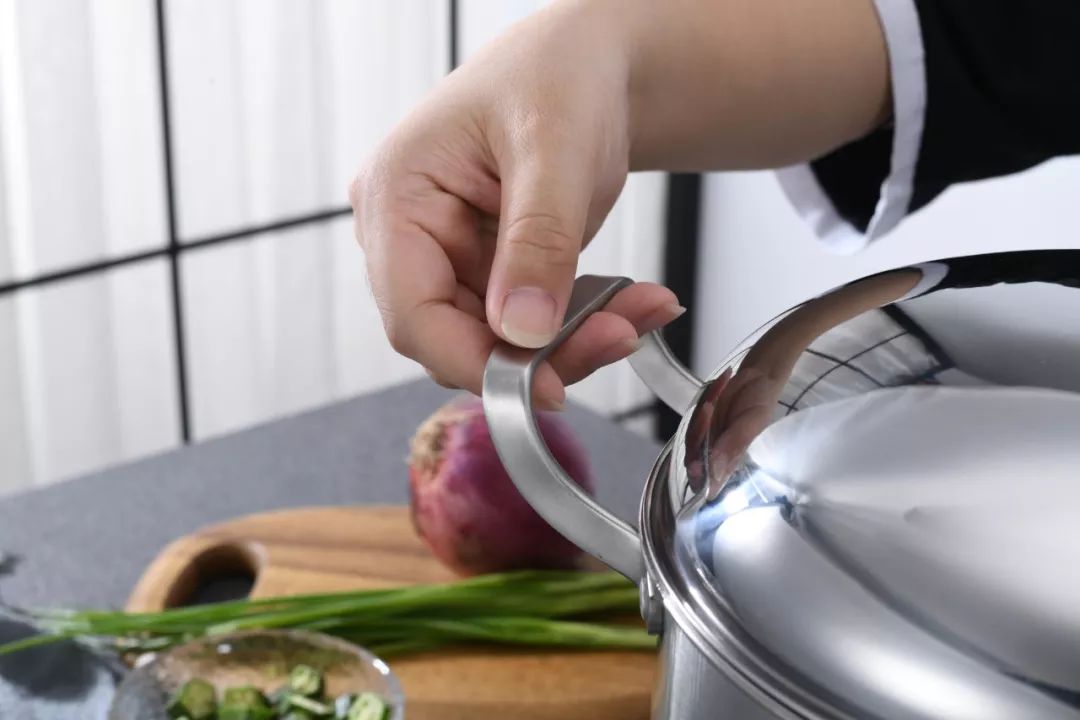 适合冬天的滋补汤锅,冬天到了适合吃什么暖锅