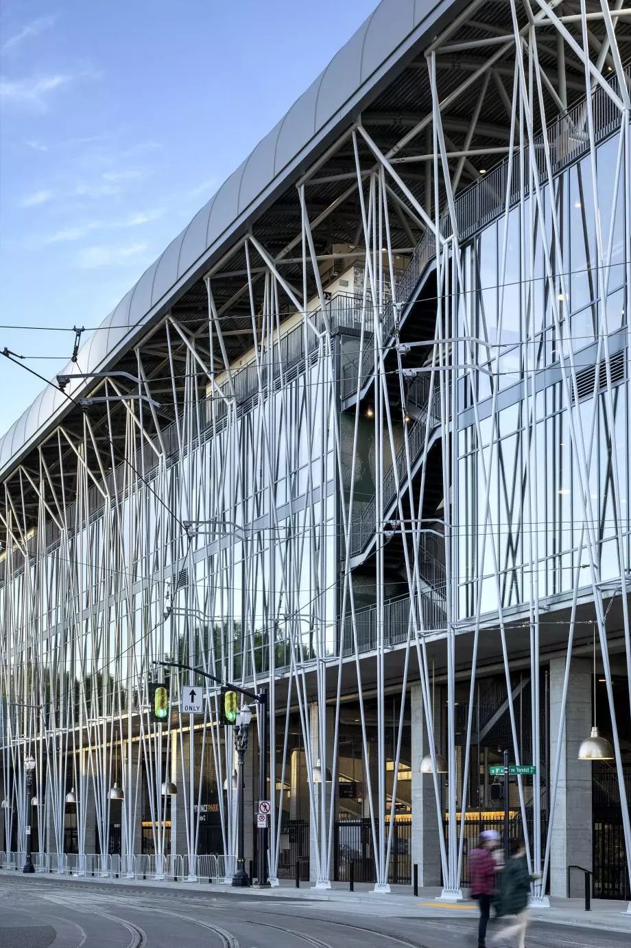 世界上的新型建筑结构,最大结构性建筑