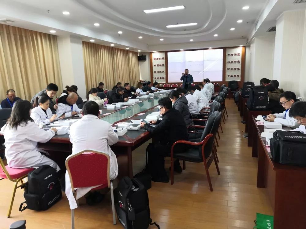 “行走的医院“，公安人看病更方便了