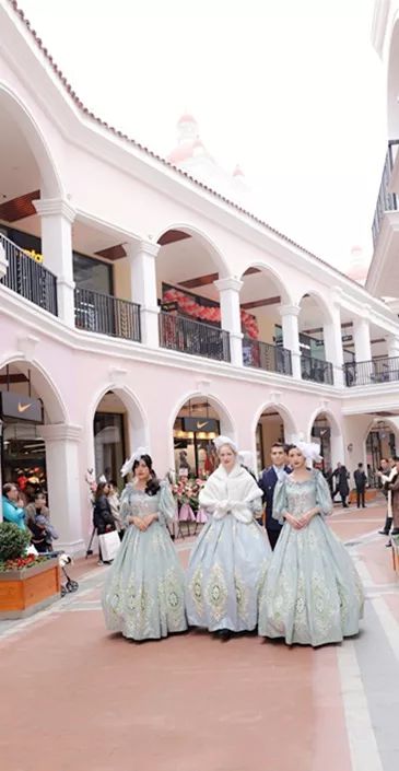 新津奥特莱斯通10号地铁吗,新津奥特莱斯购物公园开业