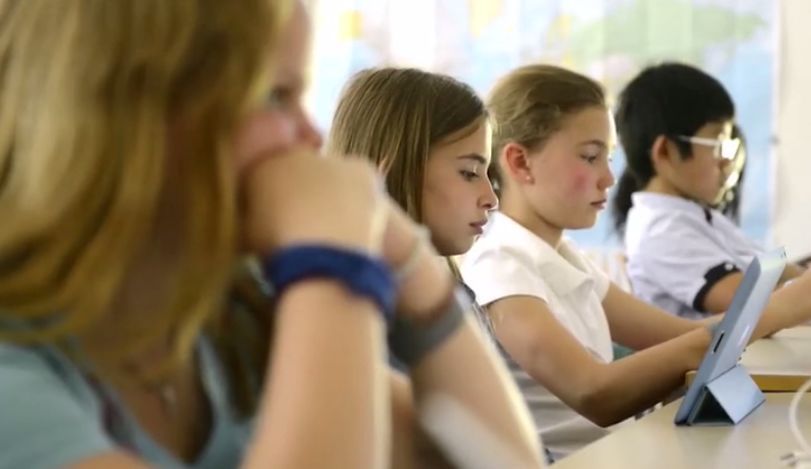 赵文卓子女学费,赵文卓女儿上最贵的学校