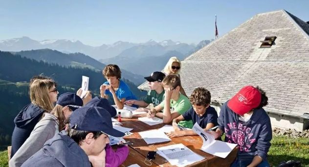 赵文卓女儿在英国上的高中,赵文卓女儿上的是职业学校吗