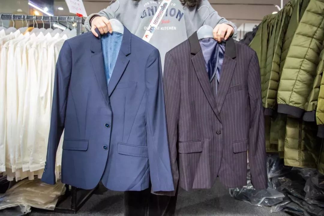 羽绒城清仓特价直播,羽绒服装清仓