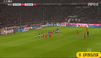 拜仁5-0沙尔克,莱万造三球,穆勒、磁卡破门