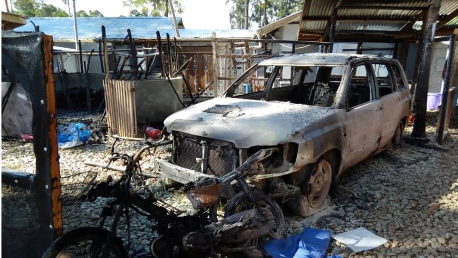 非洲版“钟南山”：被诋毁、被造谣、被石头砸…他却用生命筑起了最后防线