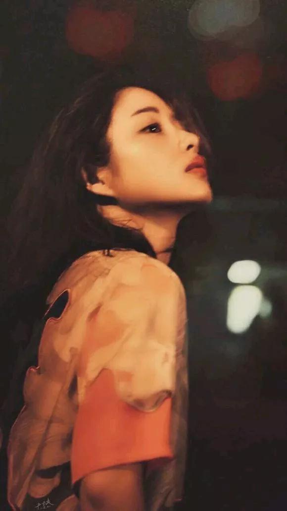 迷人计丨下颚骨太窄也会“胖”出双下巴？小S十元是这样让骨骼归正的