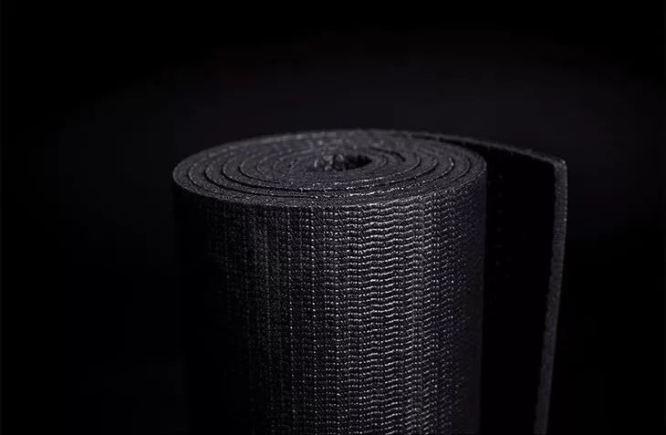 在家“瘫”不如“宅”出健康，这些简单动作，跟我一起做起来