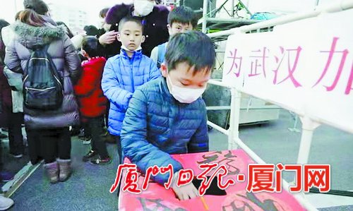 厦门疫情各地捐赠物资,厦门社会各界持续献爱心协力抗疫