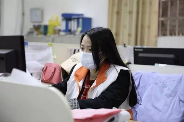 战疫第一线网格员在行动,网格员抗击疫情一线