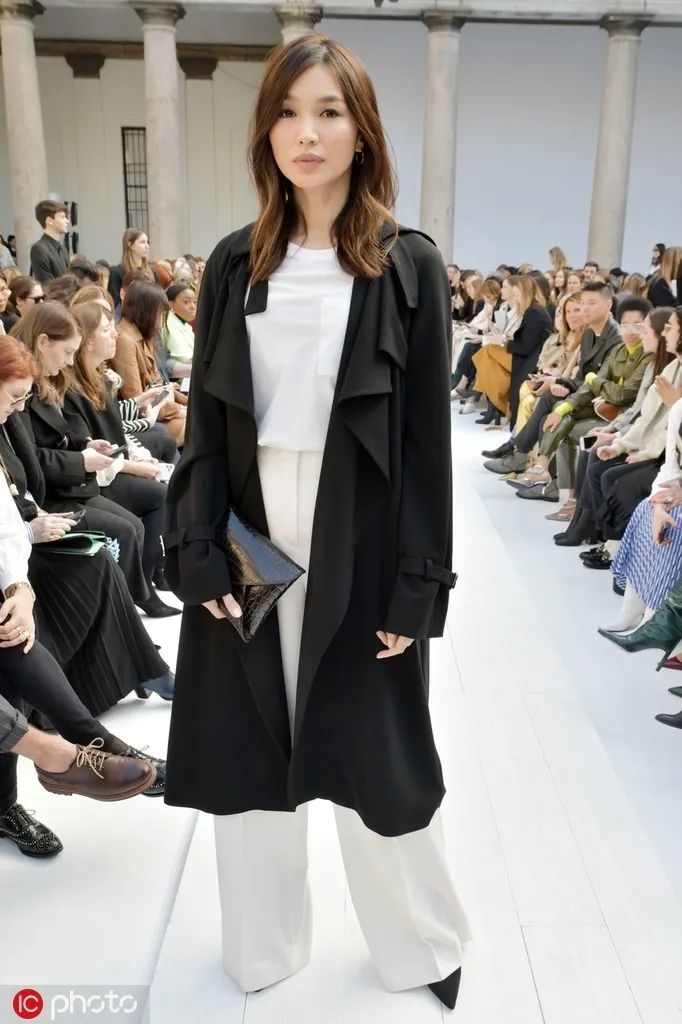 maxmara大衣,maxmara经典款大衣