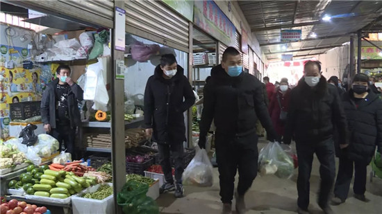 暖心！石棉县这些人做起了公益配送