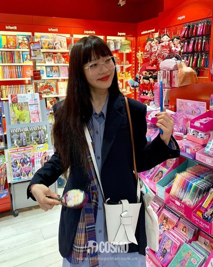 壹周潮话题|Bella女士“弯道超车”，可Gigi是怎么了？