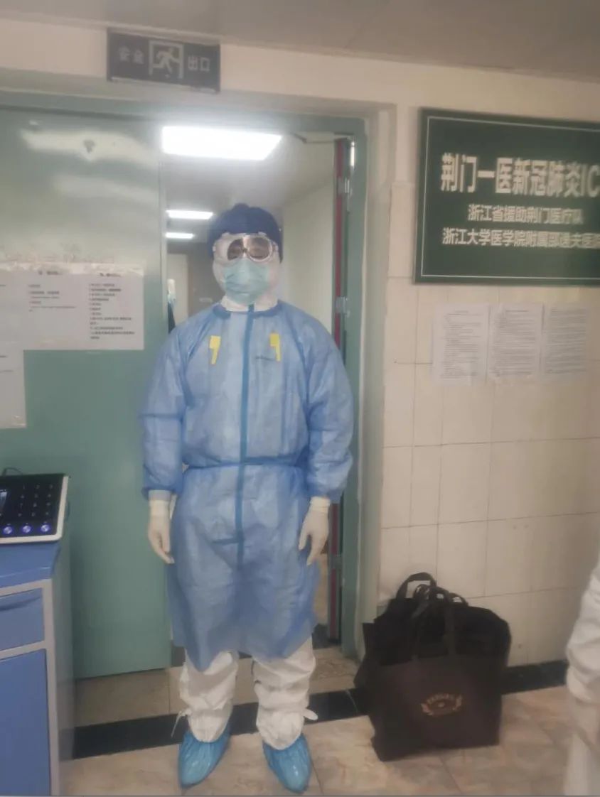 不是护士不是医生能在医院工作吗,不是护士也不是医生