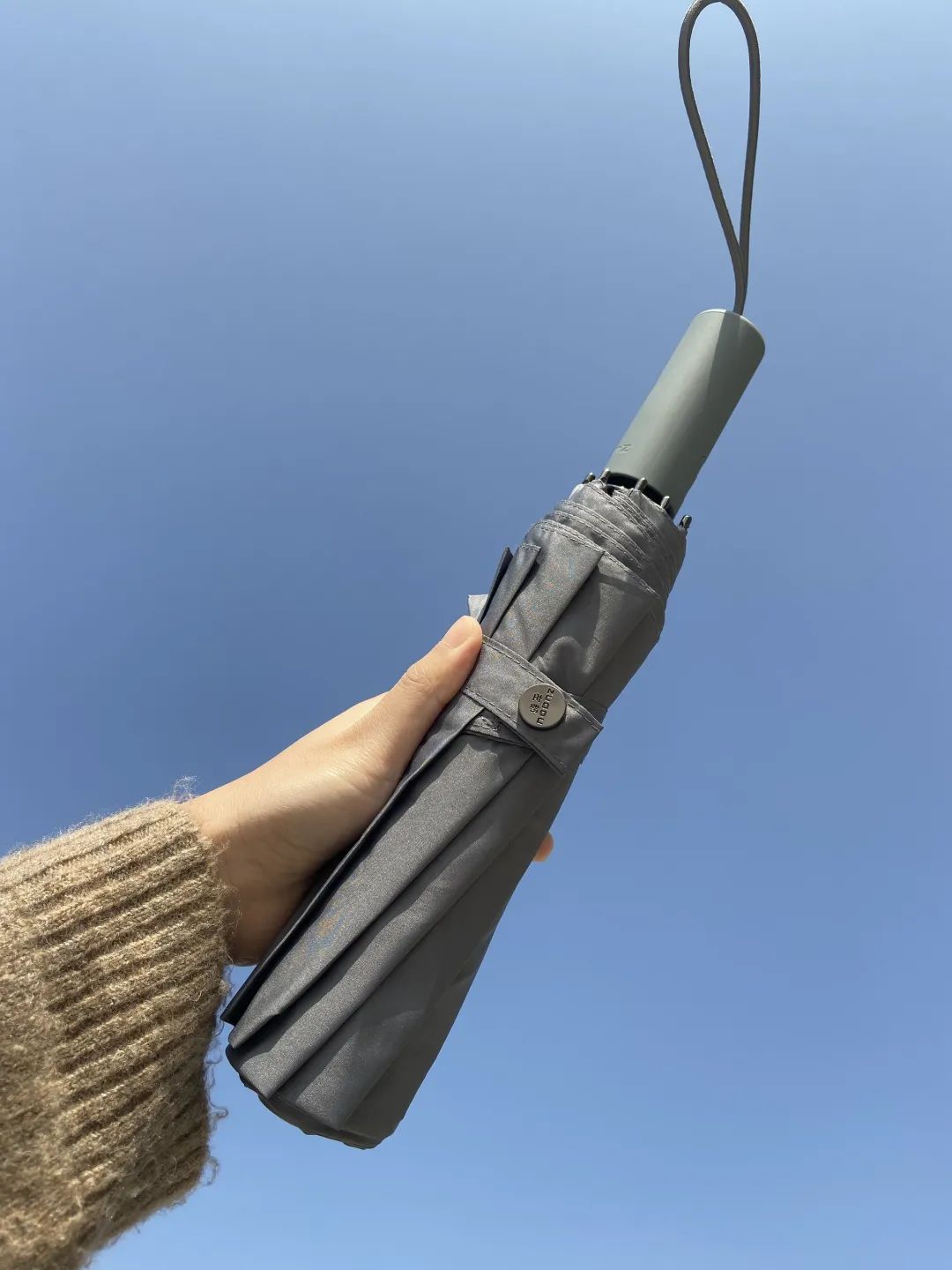 自动伞能抗几级大风,厉害雨伞