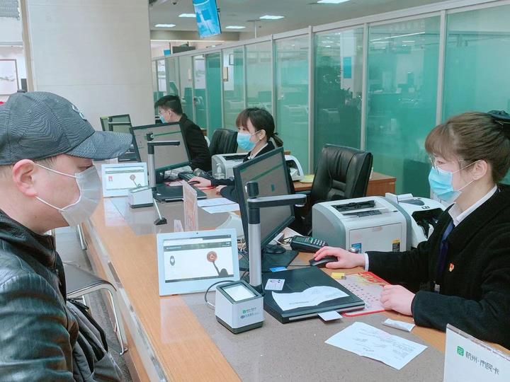 鏈嶅姟鎸佺画鍒涙柊,鏈嶅姟涓嶅仠