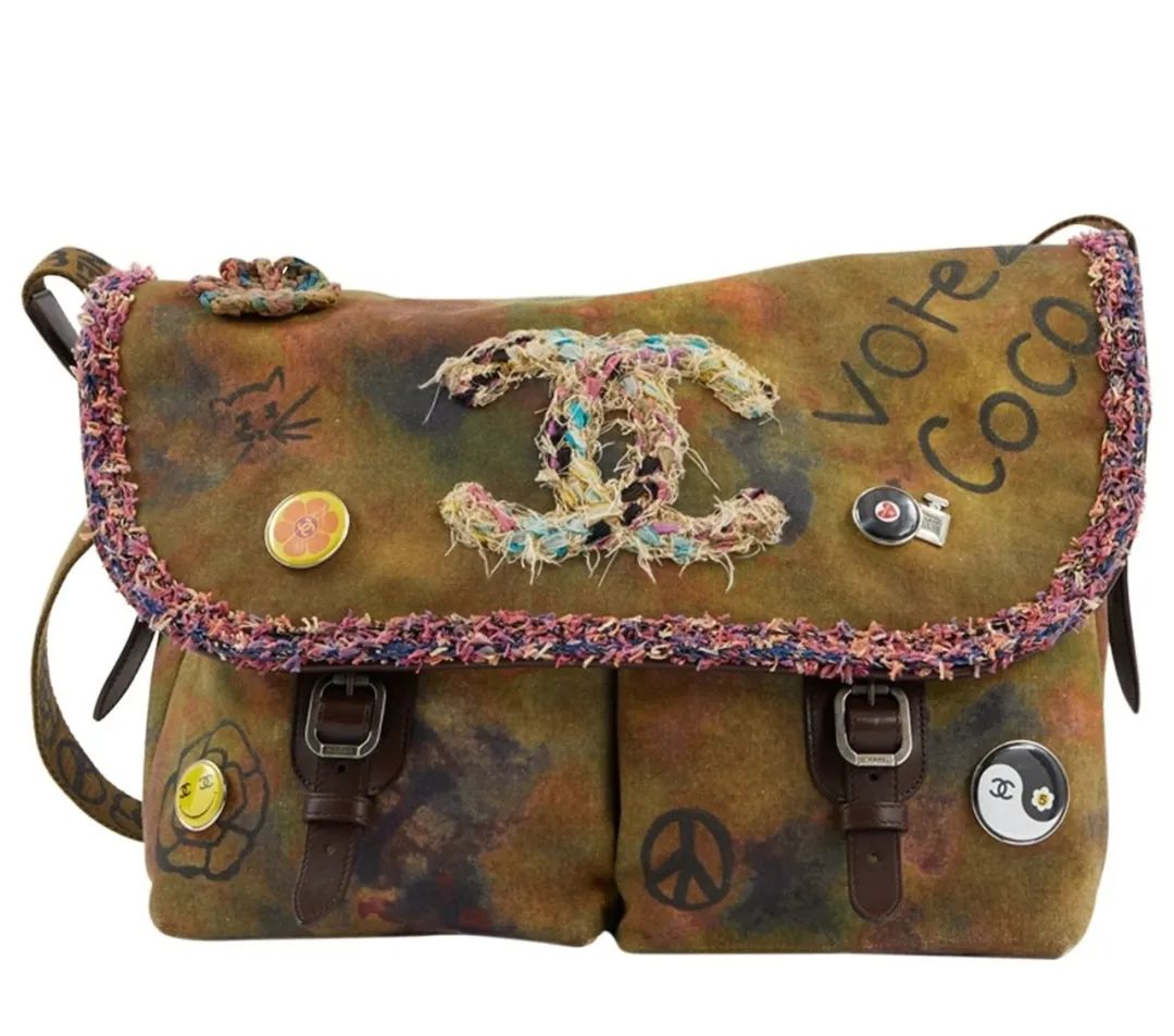 bella和kendall走秀,金泫雅显眼包