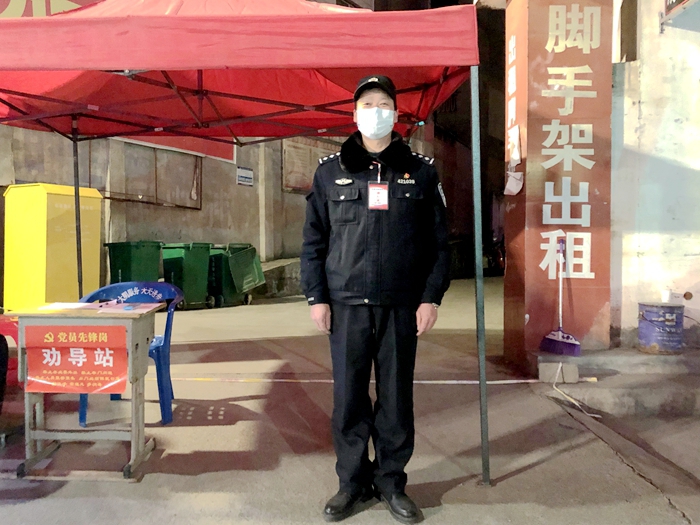 从疫线战场看雷锋精神,战疫行动诠释新时代雷锋精神