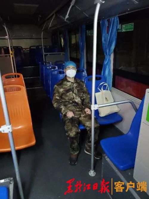 抗疫一线的90后,抗疫一线90后最美青春担当作为