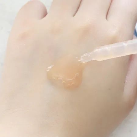 小棕瓶红腰子哪个有效果,小棕瓶跟红宝石精华选哪个