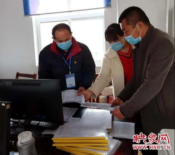 上蔡县和店镇吴伟：让*党**徽在战“疫”中闪光