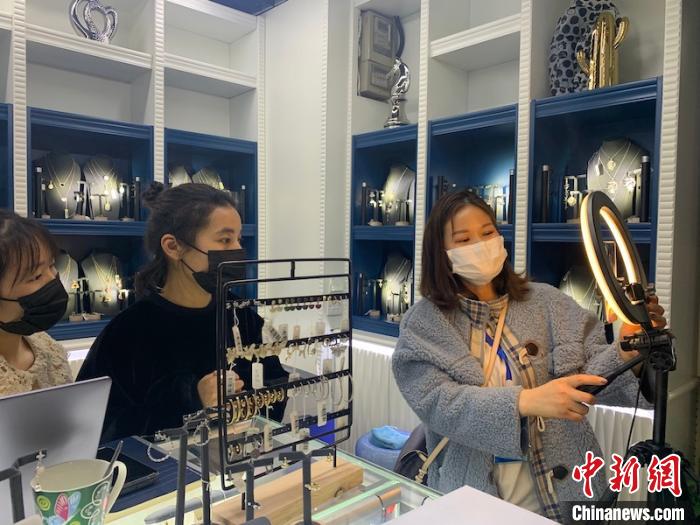 义乌小商品城世界超市,“世界超市”义乌订单增长明显