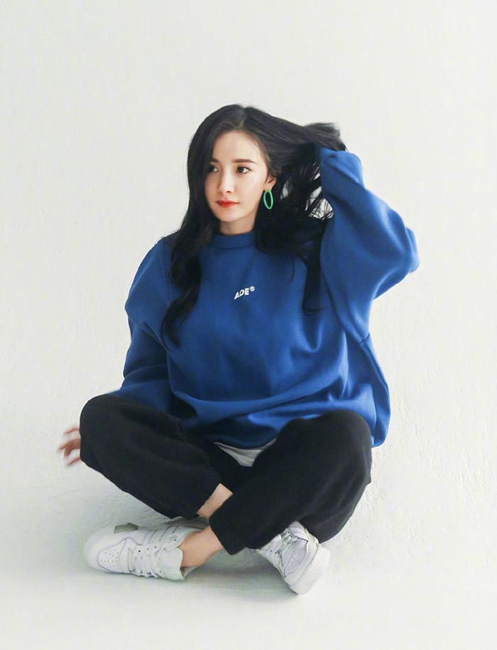 鹿晗上脚足球鞋,鹿晗创造营上脚dunk