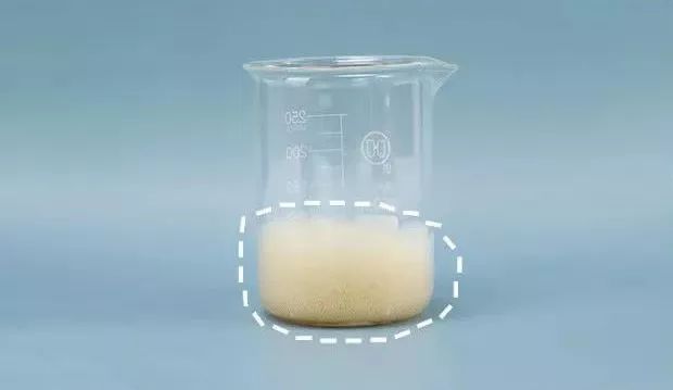 英国人被嘲几十年的黄牙口臭，终于靠它洗白了