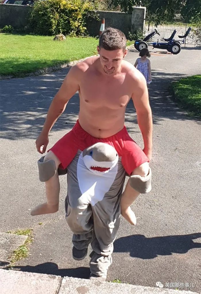 旧货市场淘到有趣的东西,网友们在旧货店发现的各种宝贝