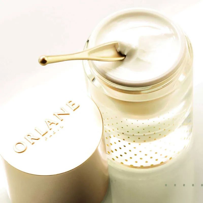 年薪百万的人都在干什么,月薪过万用什么护肤品