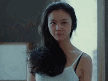 头发烫坏了干枯毛躁怎么梳好看,一梳到底干枯毛躁头发护理