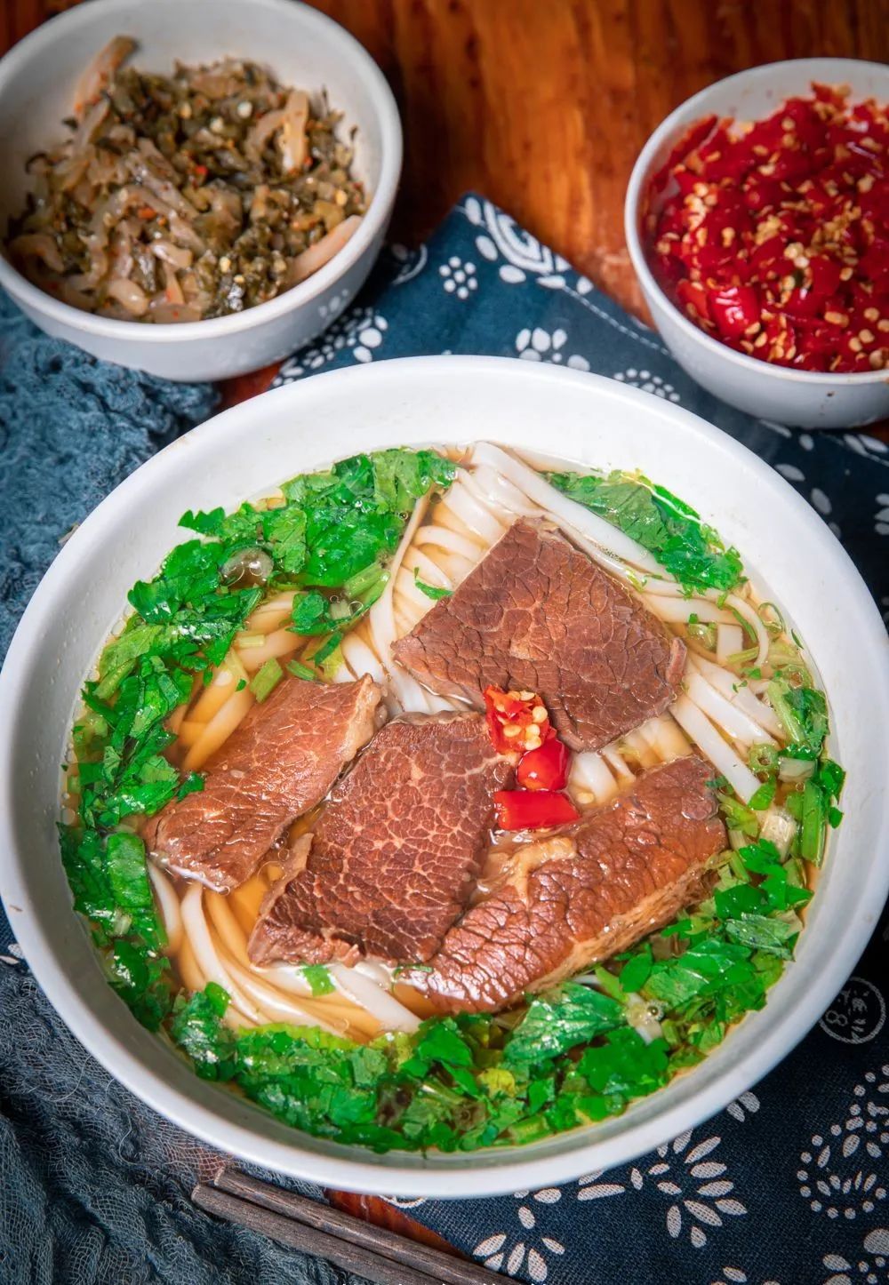 除了一碗米粉长沙人还怎么吃早餐,长沙人的早餐从吃第一碗粉开始