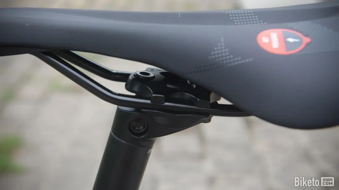 美骑测评风镜头盔,美骑评测复古通勤车