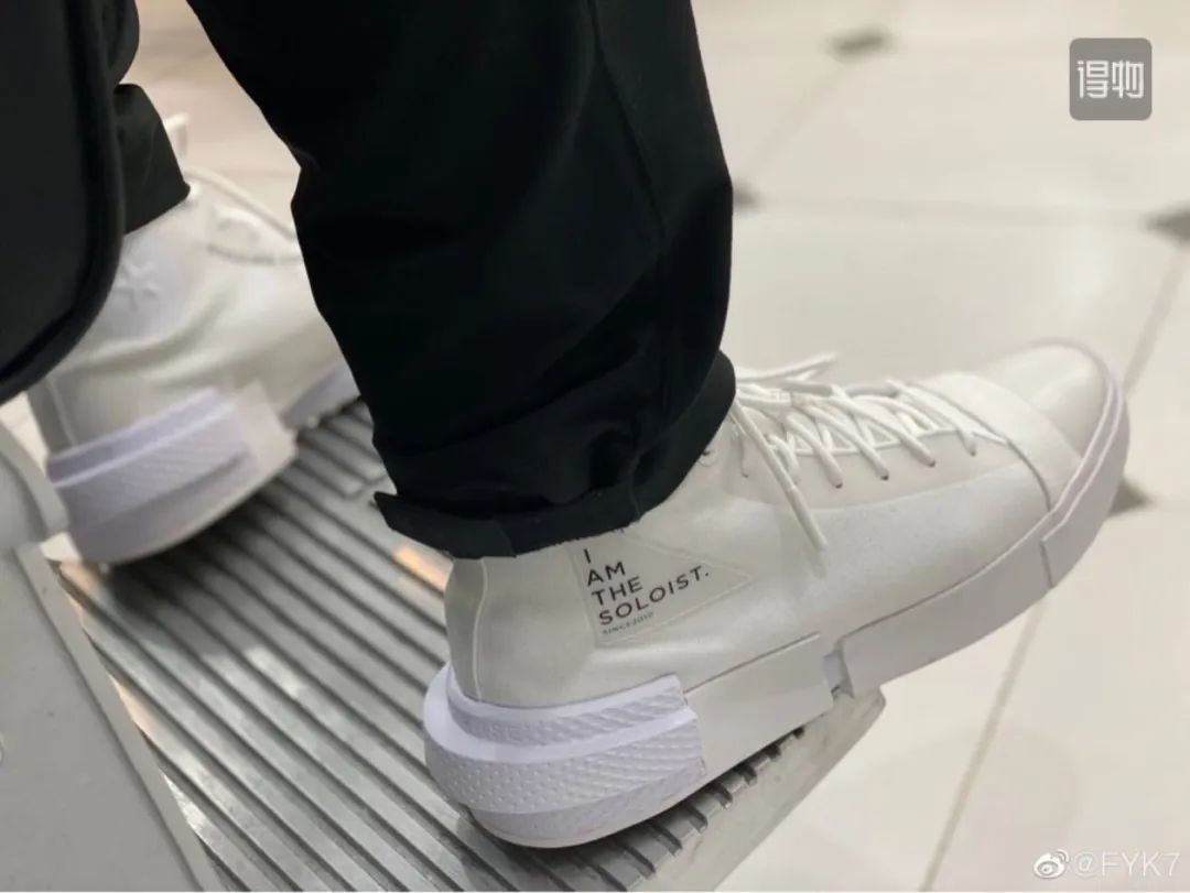 球鞋还得看搭配小众的宝藏鞋款,新款球鞋推荐高颜值性价比高