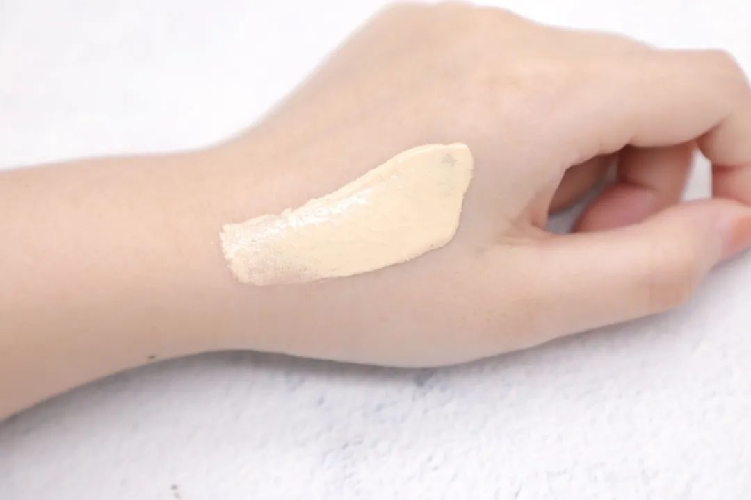 秋冬最水润的粉底液,粉底液推荐秋冬奶油肌