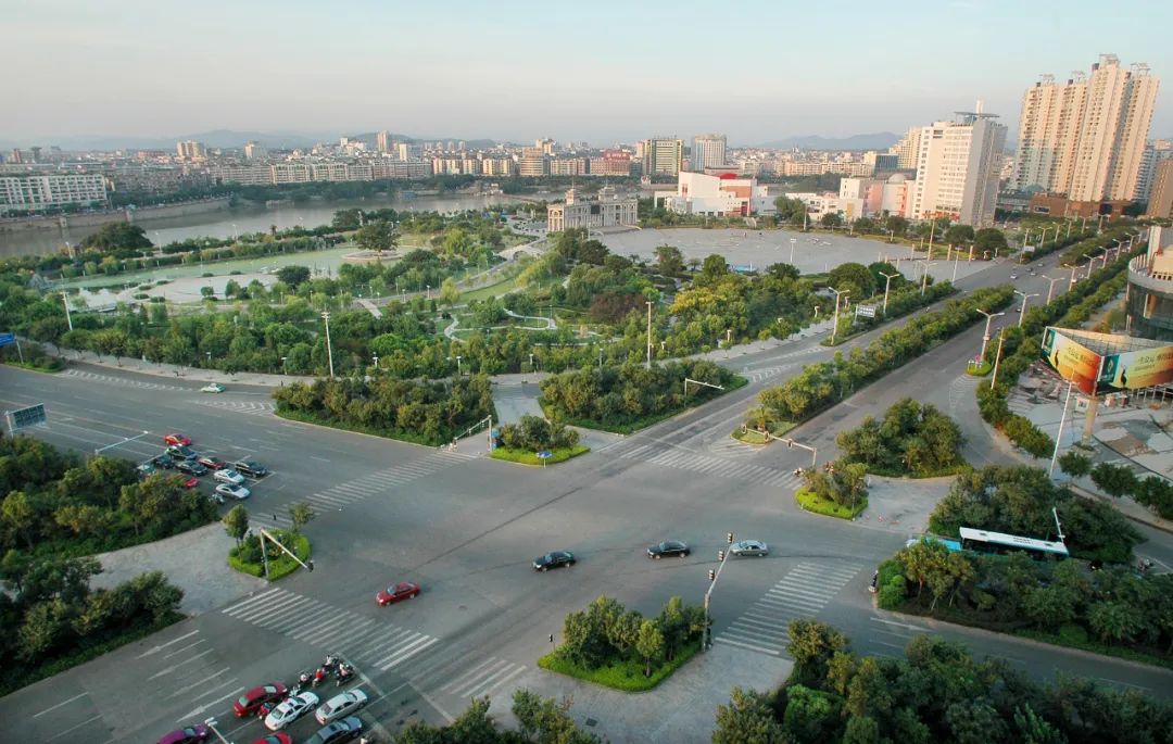 宜居宜业新城镇,宜居宜业新型城市