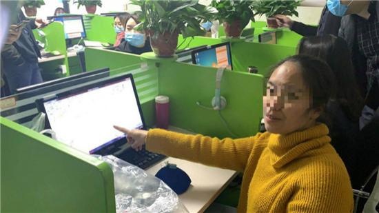 警方“截胡”*子骗**近一亿元收入:你手机积分兑换的可能不是礼品,而是陷阱