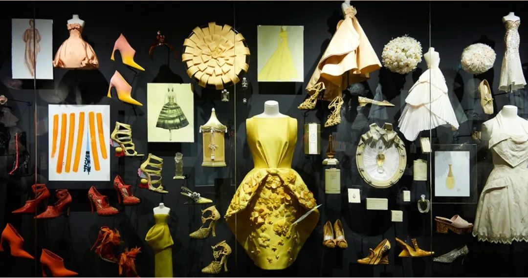 娜娜米卡户外羽绒服,娜娜米卡怎么样