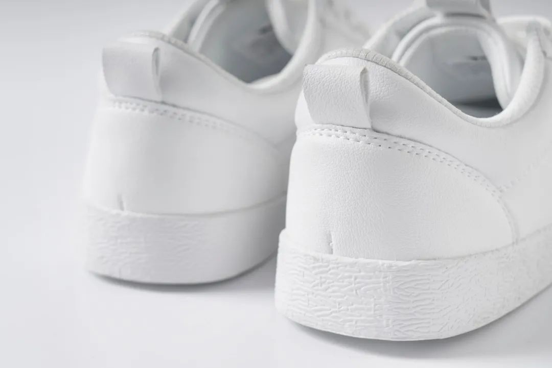 什么牌子小白鞋比较耐穿不累脚呢,小白鞋哪个款好穿舒服耐穿