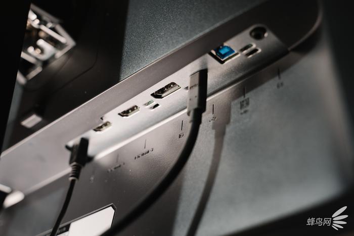 明基sw270c专业摄影显示器价格,明基SW270C专业调色显示器