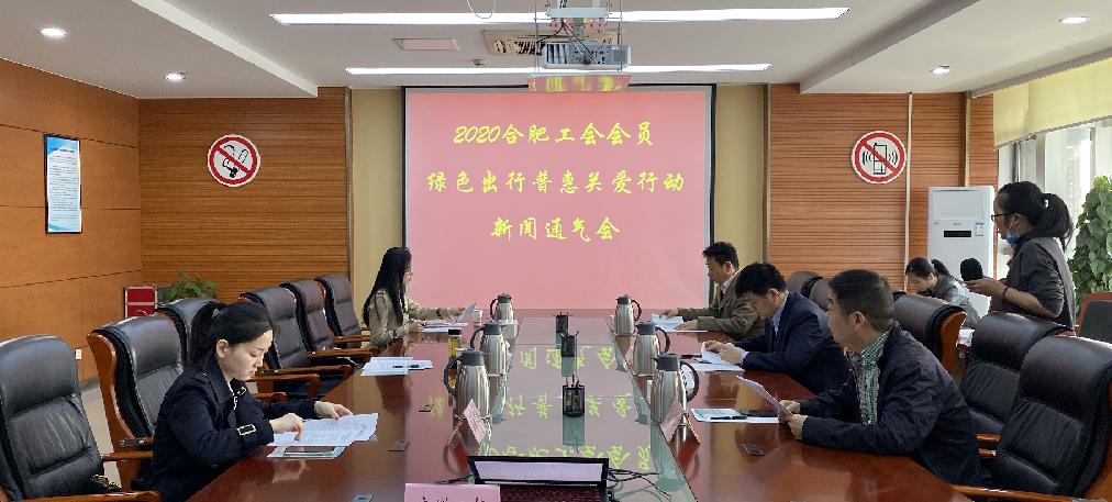 免费公交卡在哪充钱,公交卡可以在哪些地方充值