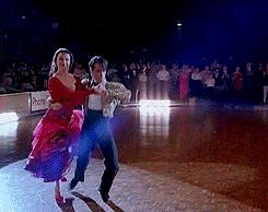 然后我们跳了舞完整版在线观看,然后我们跳了舞豆瓣