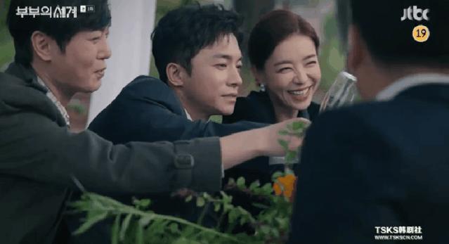 小三怀孕渣男抛弃小三,小三怀孕逼原配离婚