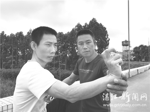 他，致力于湛江洪拳的传承和发展