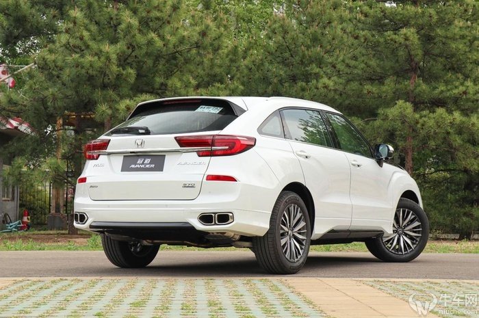 本田冠道空间,本田冠道和长安uni-k后排空间