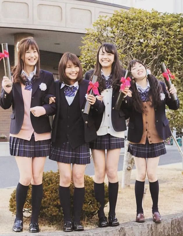 天堂伞跨界裙子,天堂伞jk裙真的很火吗