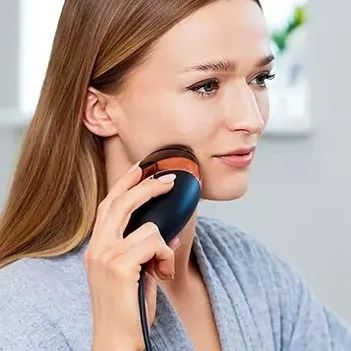 想当人间水蜜桃？人家才没你那么多毛