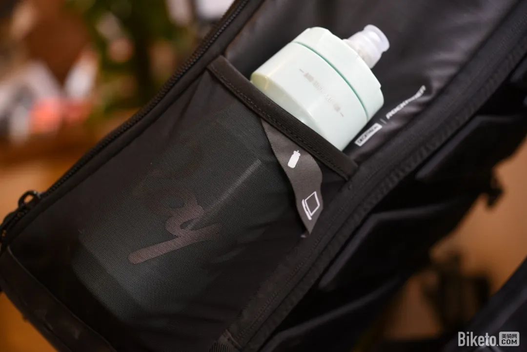 迪卡侬xc骑行背包,迪卡侬骑行背包推荐公路车